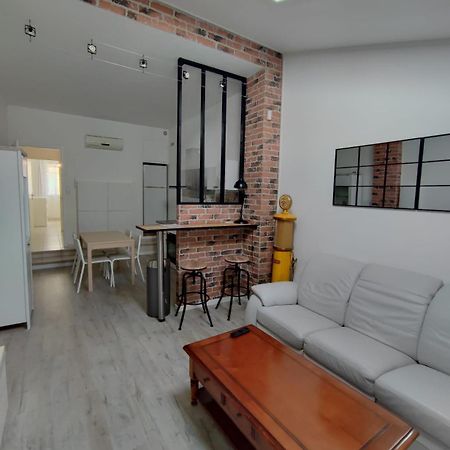 Appartement T2 48 M2 Independant Parking Public Gratuit A Proximite ベジエ エクステリア 写真